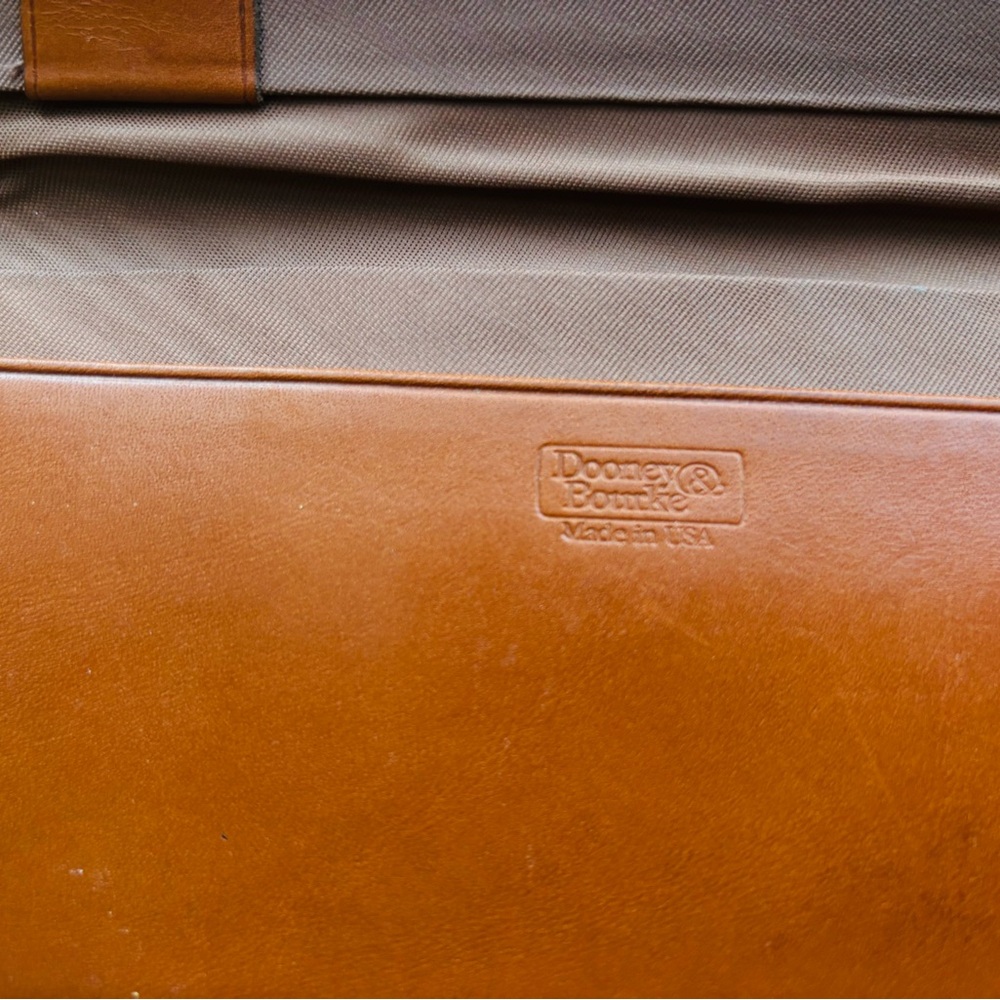 Dan and Burke Brown Leather Crossbody Bag - Picture 3 of 4